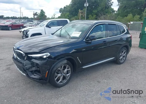 2021 BMW X3 Sdrive30I z USA, uszkodzony, nr VIN 5UXTY3C06M9H80074